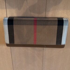 Burberry Tan and Black Plaid Card Holder